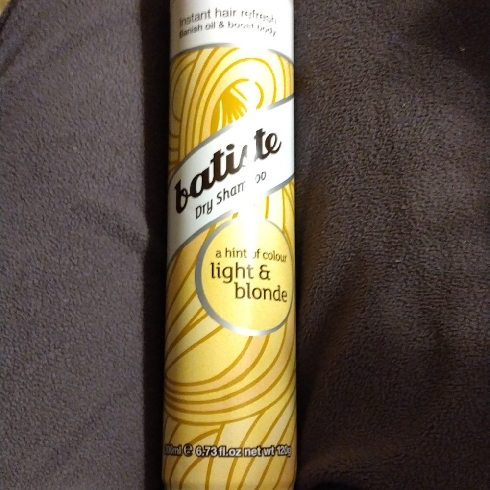 Batiste💛 Light & Blonde💛 Dry Shampoo Full Size 6.73oz 200ml